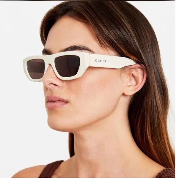 GUCCI Sunglasses GG1134S 003 White special Edition Case included EUC main image 10